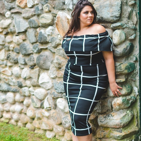 Plus Size ‘Mandy’ Two Piece Geometric Set - Picture 2 of 7